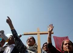 European Parliament adopts resolution, slams cases of "forced" conversions, child marriages in Pakistan