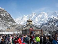 Heavy rainfall disrupts Kedarnath Yatra; landslide blocks highway near Sonprayag, restoration work underway