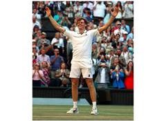 Italian Prime Minister Giorgia Meloni congratulates Sinner after back-to-back Wimbledon titles