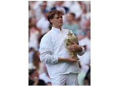Sinner reaches 100 Grand Slam victories with Wimbledon triumph