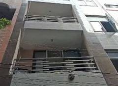 Delhi cop shoots wife dead on busy road after argument in Kalyanpuri, flees scene