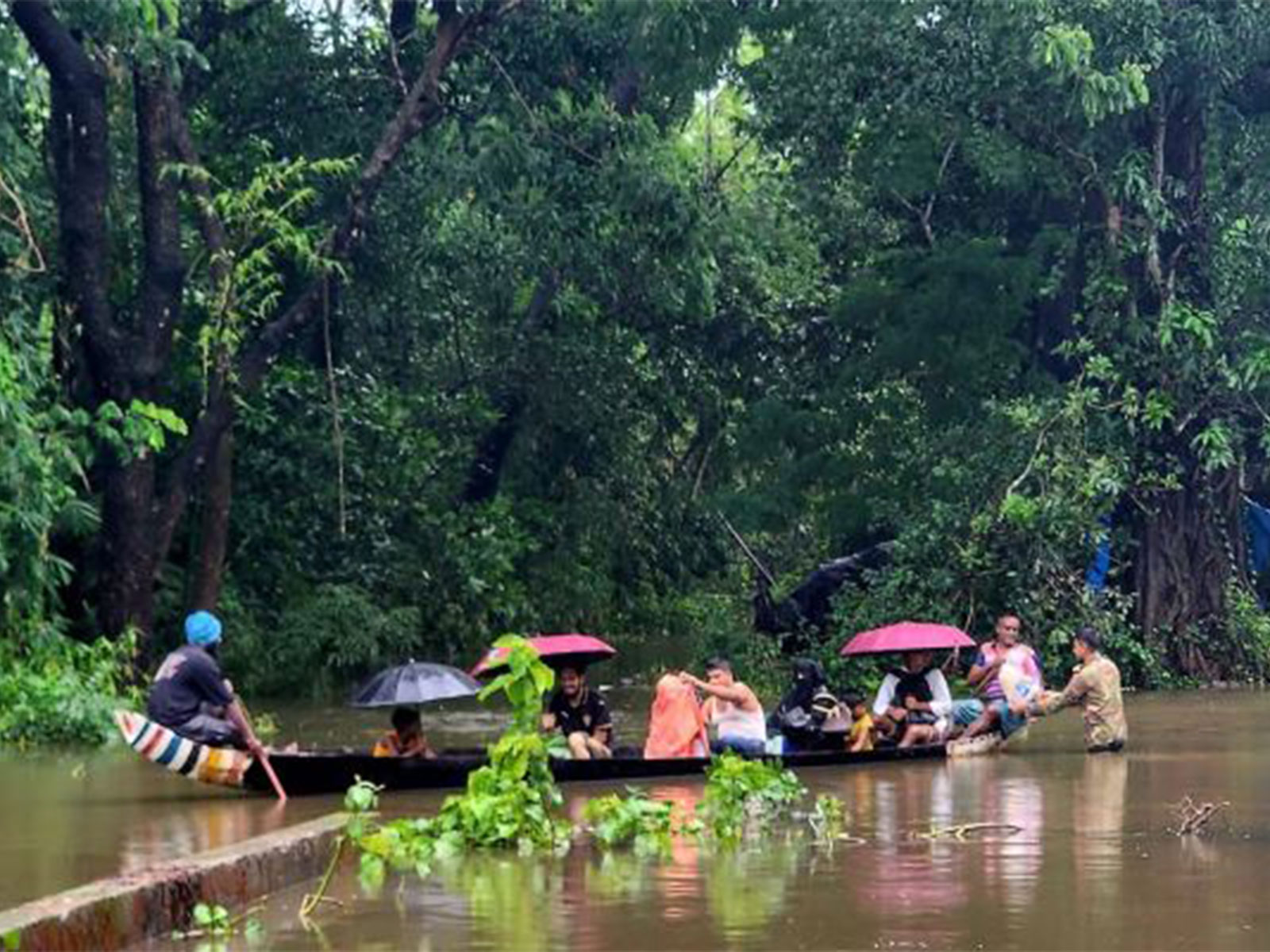 Bangladesh deploys Army to counter floods in Chittagong (Photo/ISPR) Bangladesh deploys Army to counter floods in Chittagong (Photo/ISPR)