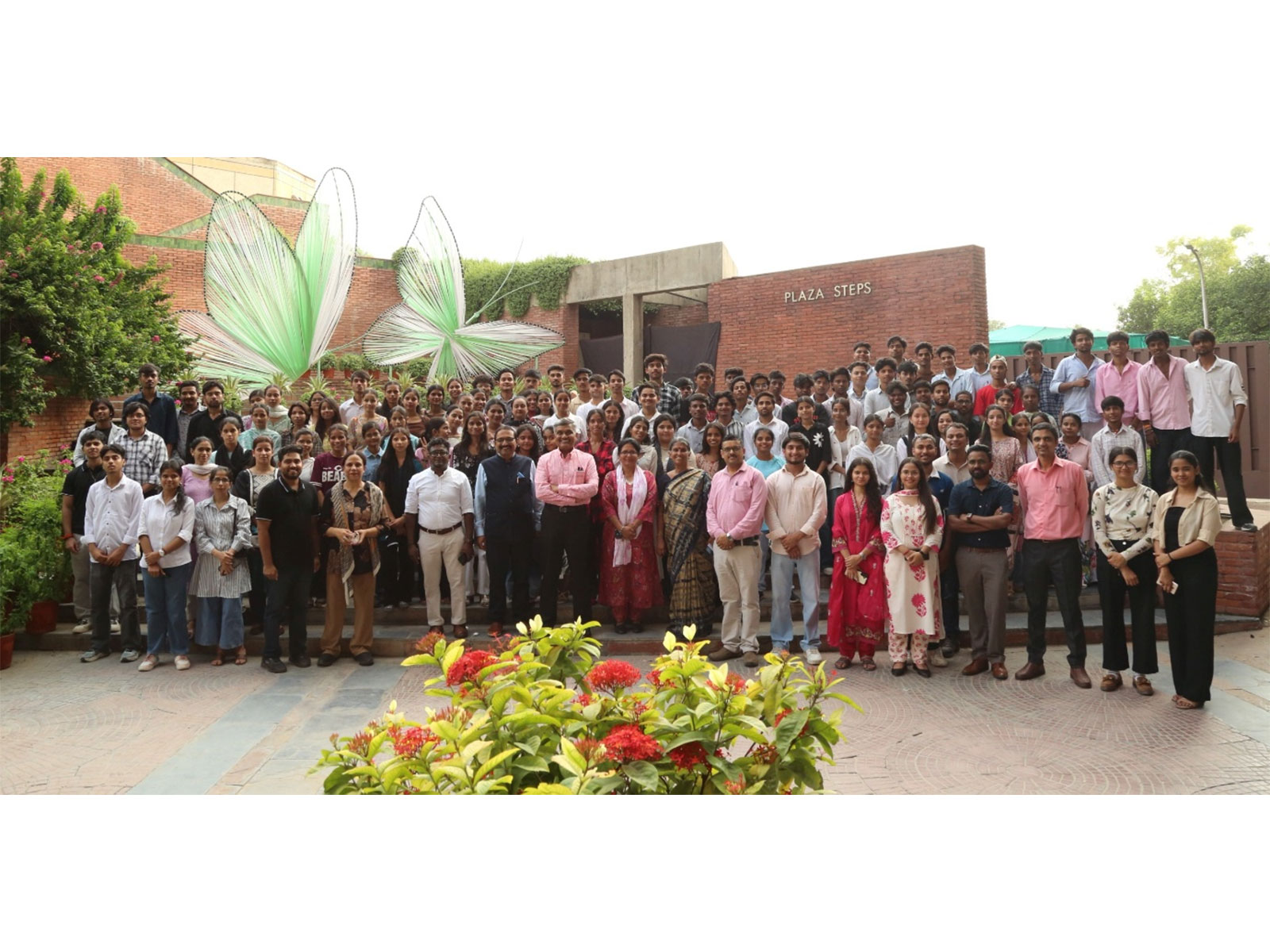 Certificate Distribution Ceremony at Habitat Learning Centre of the India Habitat Centre Certificate Distribution Ceremony at Habitat Learning Centre of the India Habitat Centre