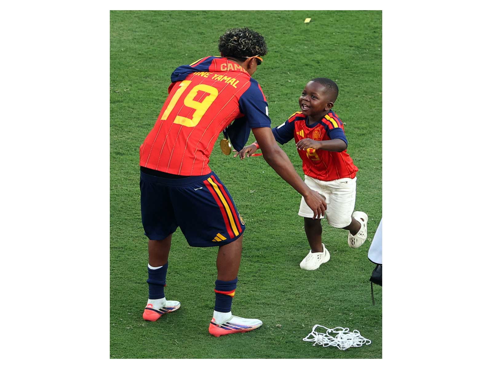 Lamine Yamal with his brother Keyne (Image source: Reuters) Lamine Yamal with his brother Keyne (Image source: Reuters)