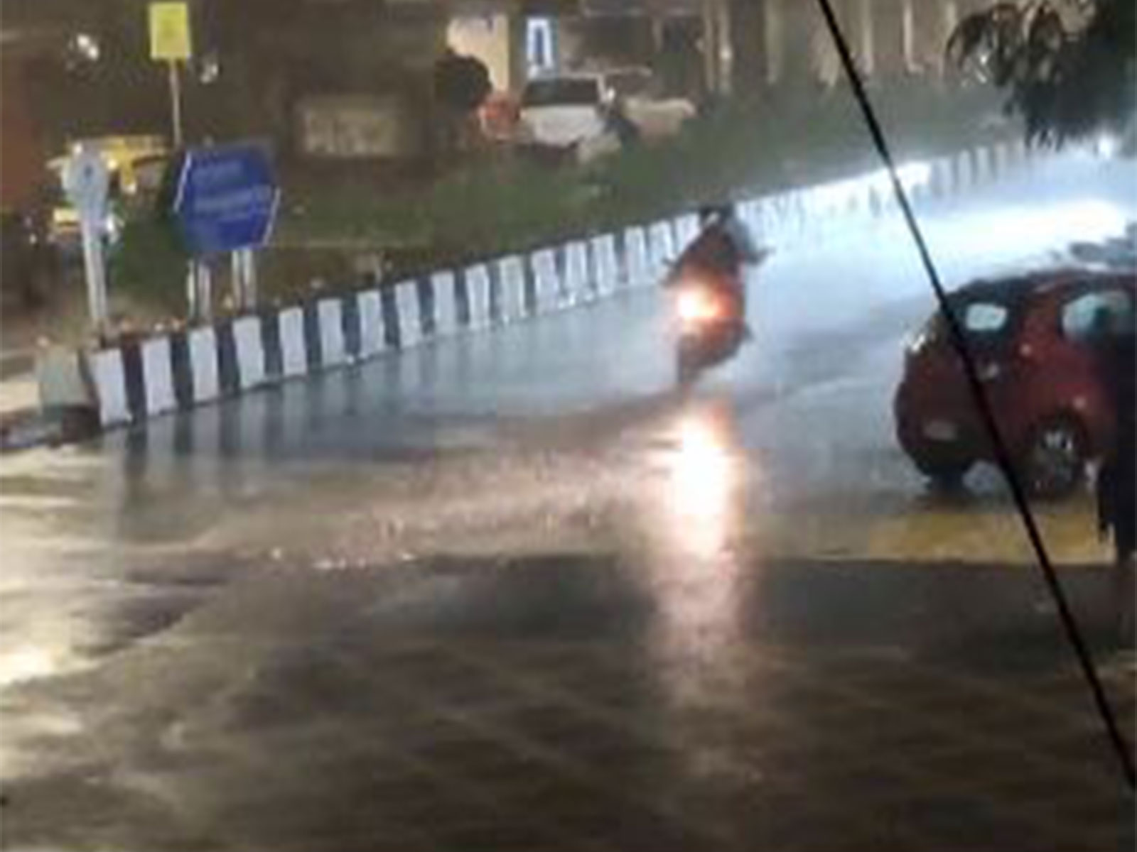 Heavy rainfall in Mumbai (Photo/ANI) Heavy rainfall in Mumbai (Photo/ANI)