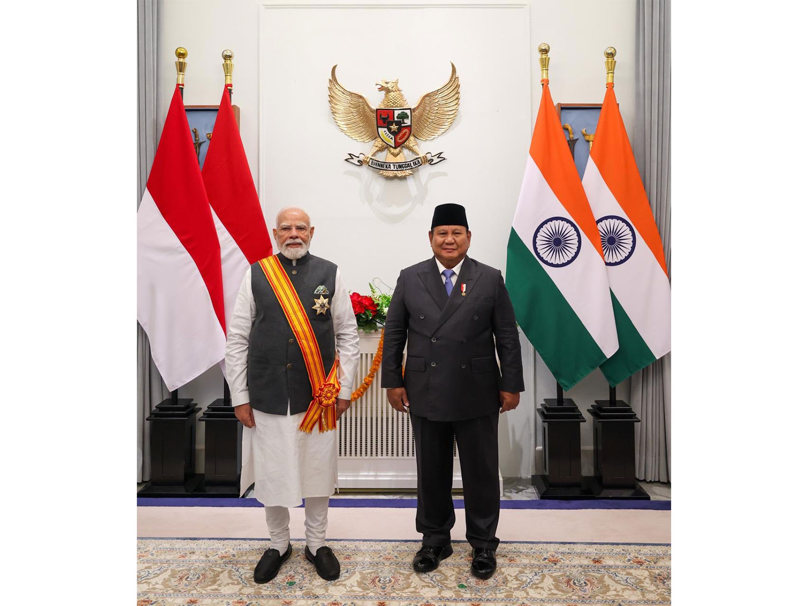 Prime Minister Narendra Modi and Indonesian President Prabowo Subianto (Photo/X@MEAIndia)