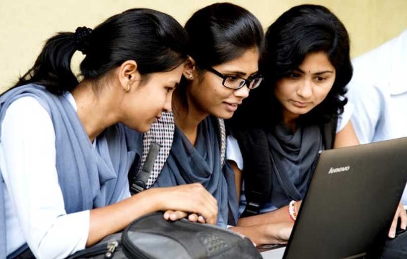 Women Again Outpace Men in Higher Education Participation