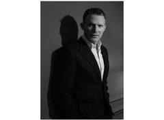 Paul Bettany says fans still recognise him for his nude scene in 'A Knight's Tale'