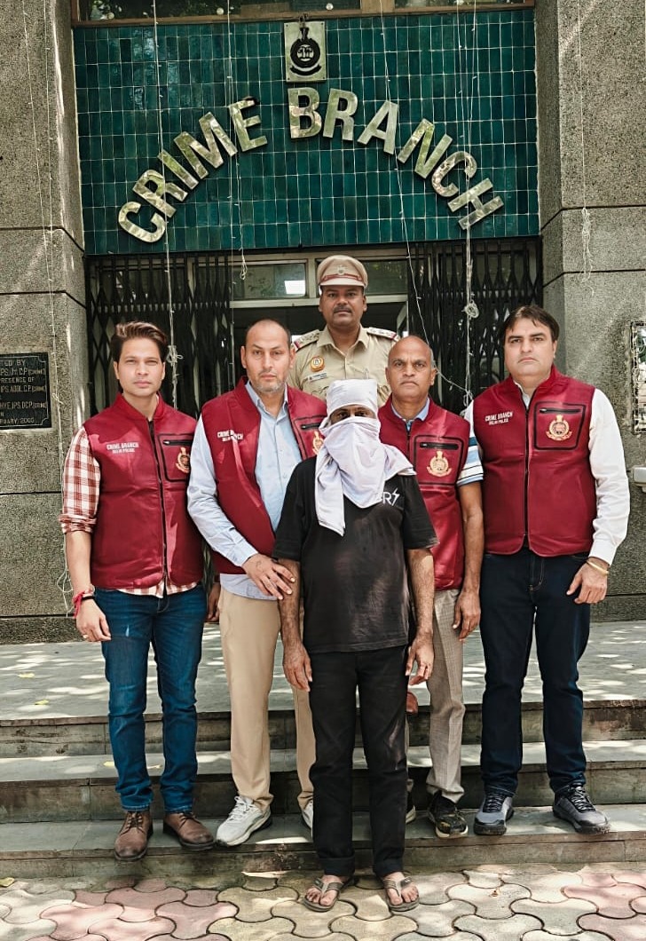 ₹50,000 Rewarded Man Held in ₹1.75 Crore Cheating, Forgery Case in Delhi