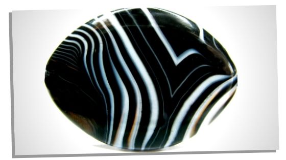 Black Agate Meanings