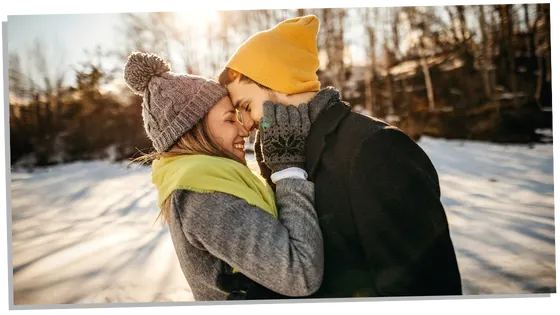 Capricorn soulmates kissing in snow